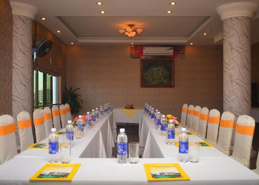 Quang Ngai Quang Ngai Meeting Room