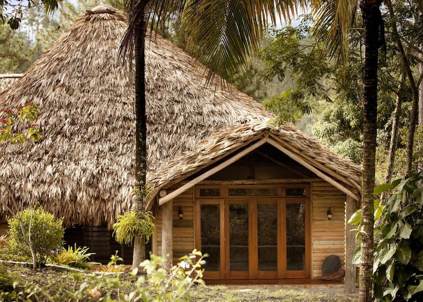 Cayo San Ignacio Property entrance