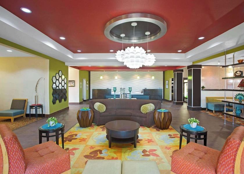Texas Pearsall Lobby