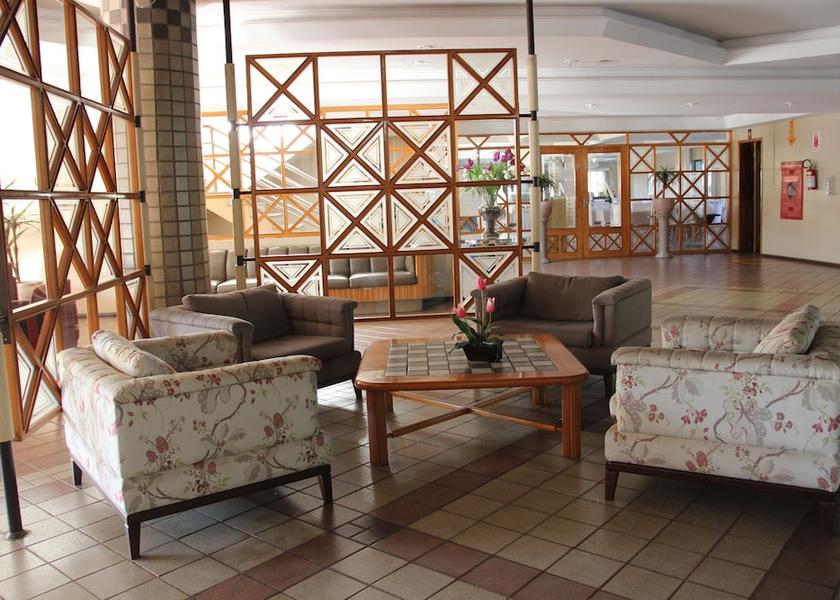 Paraná Foz do Iguaçu Lobby sitting area