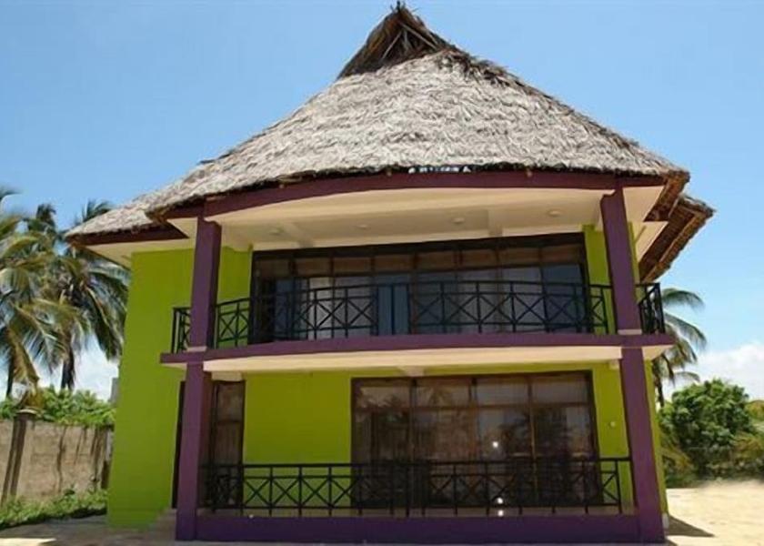  Dar es Salaam Exterior Detail