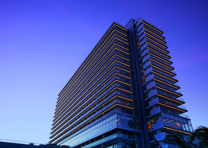 Quintana Roo Cancun Front of property