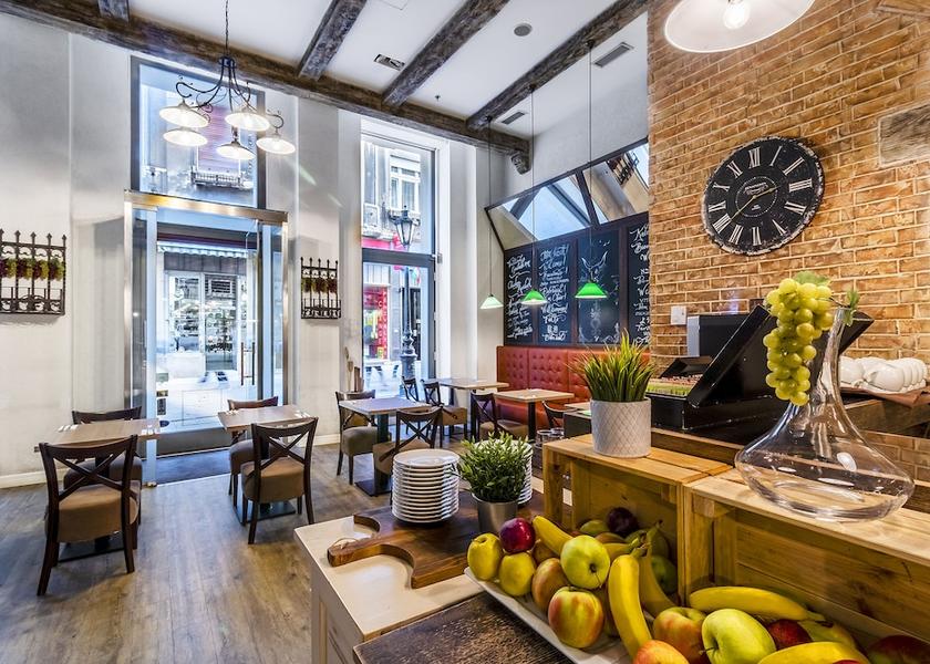  Budapest Restaurant