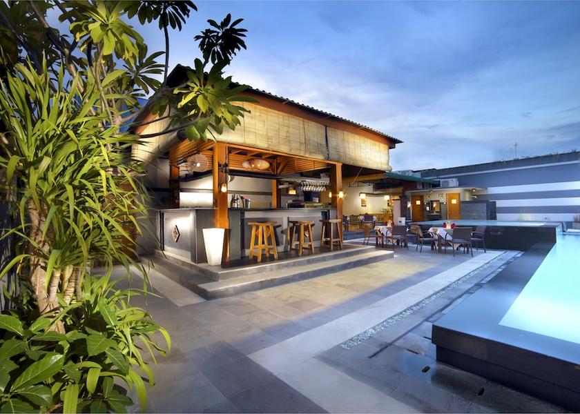 Bali Denpasar Pool
