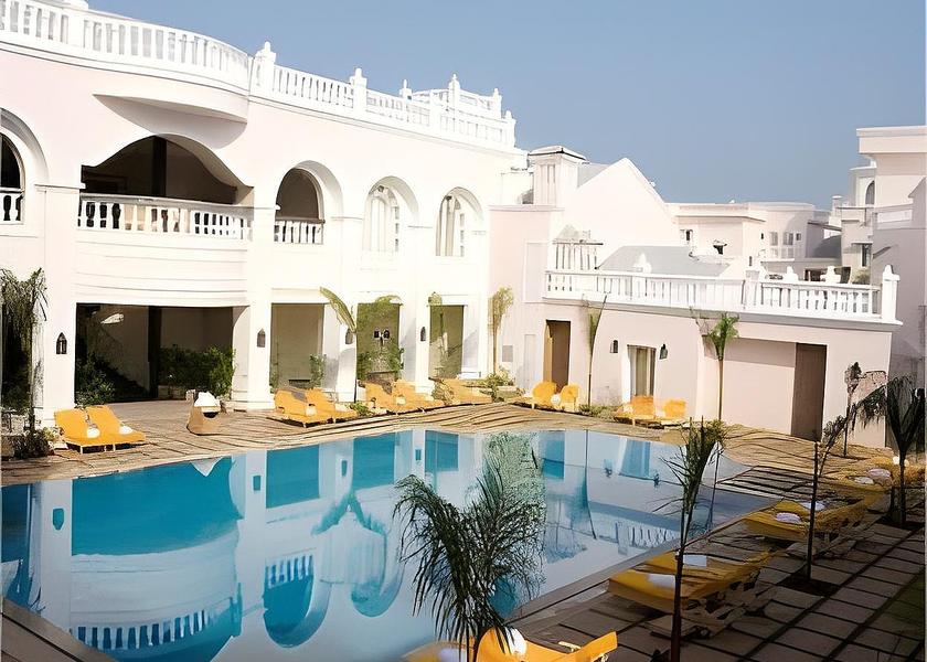 Goa Varca Swimming pool