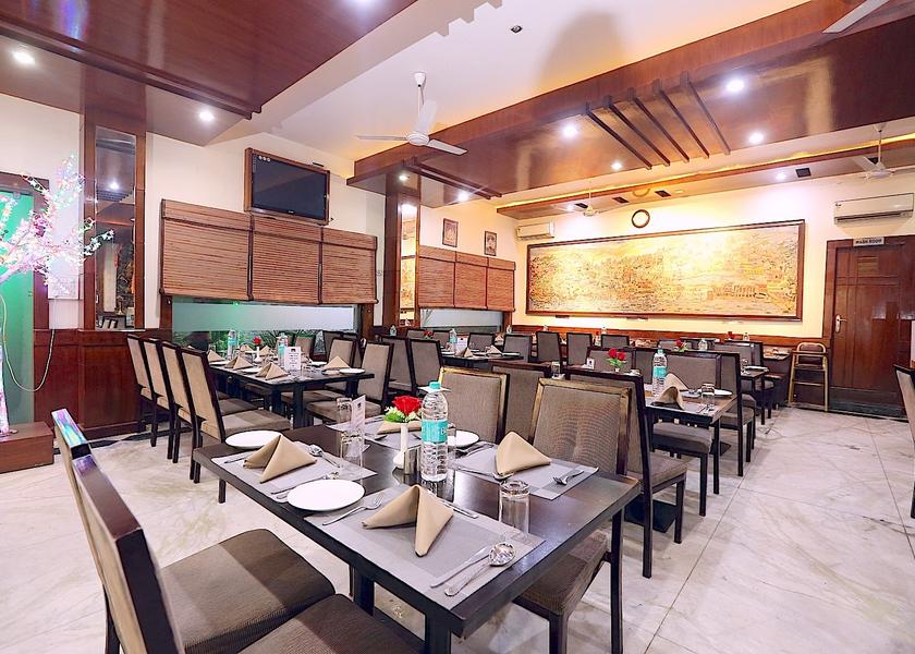 Uttar Pradesh Vrindavan Food & Dining