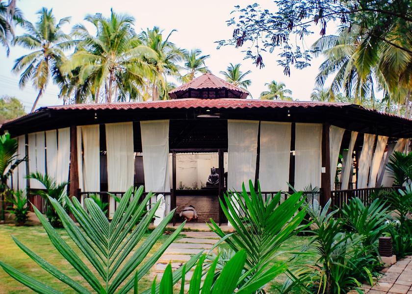 Goa Mandrem Hotel Exterior