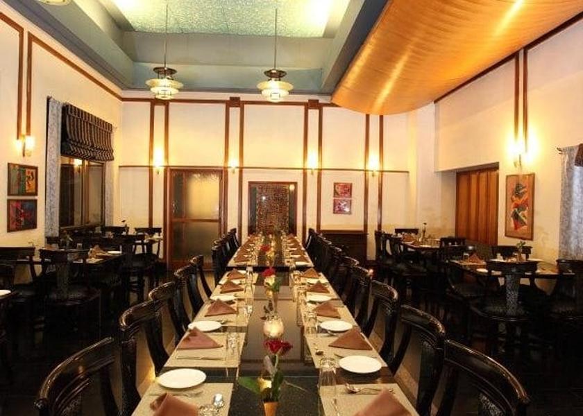 Rajasthan Udaipur Food & Dining