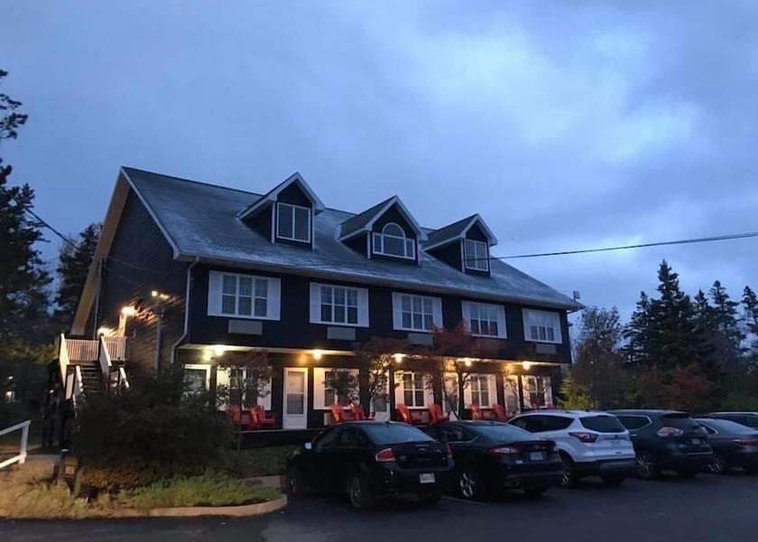 Nova Scotia Baddeck Facade