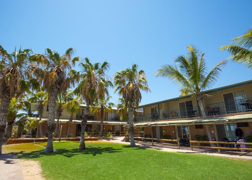 Western Australia Coral Bay Facade