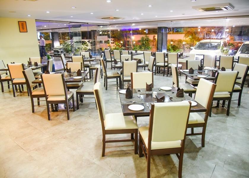 Gujarat Ahmedabad Food & Dining