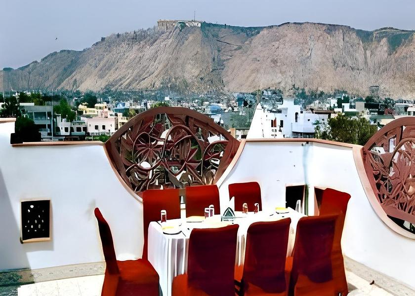 Rajasthan Jaipur bar/lounge
