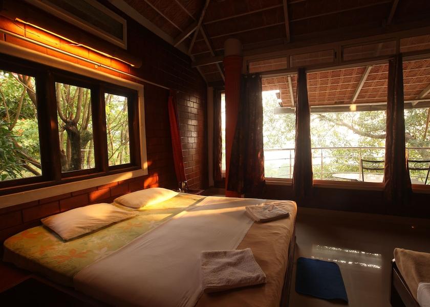 Karnataka Chikkamagaluru Room