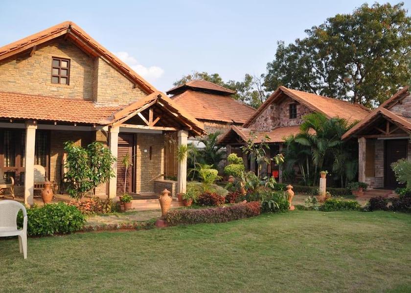 Karnataka Badami Hotel Exterior