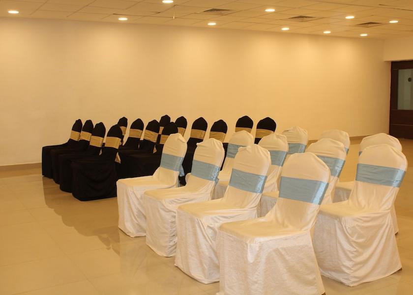 Tamil Nadu Kanchipuram Meeting Room