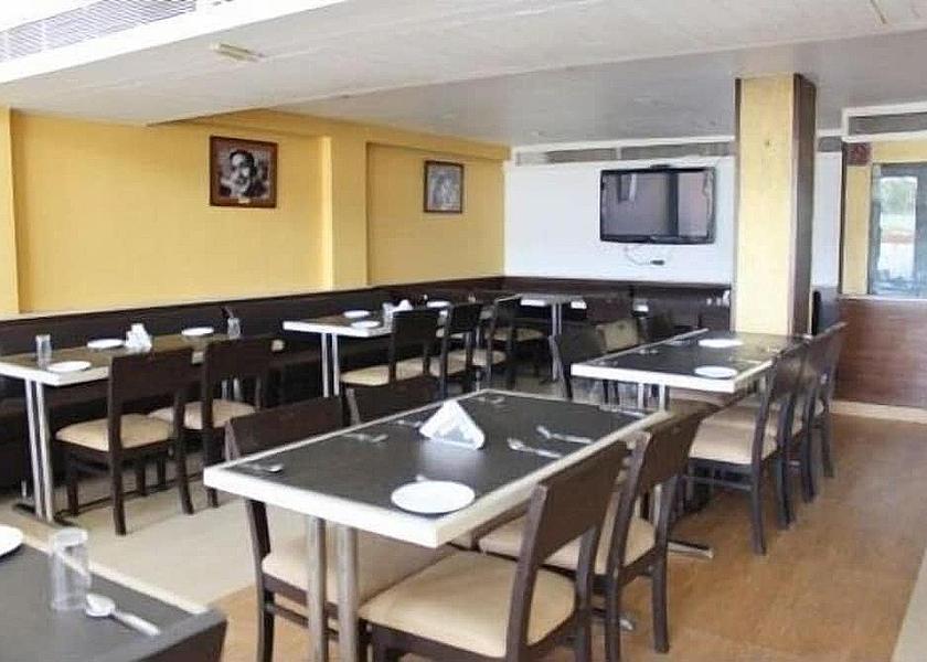 Madhya Pradesh Bhopal Dining