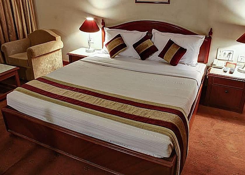 Uttar Pradesh Varanasi bedroom