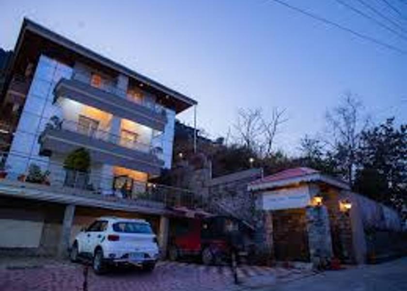Uttarakhand Nainital Hotel Exterior
