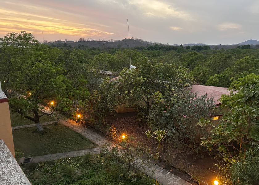Gujarat Sasan Gir Hotel Exterior