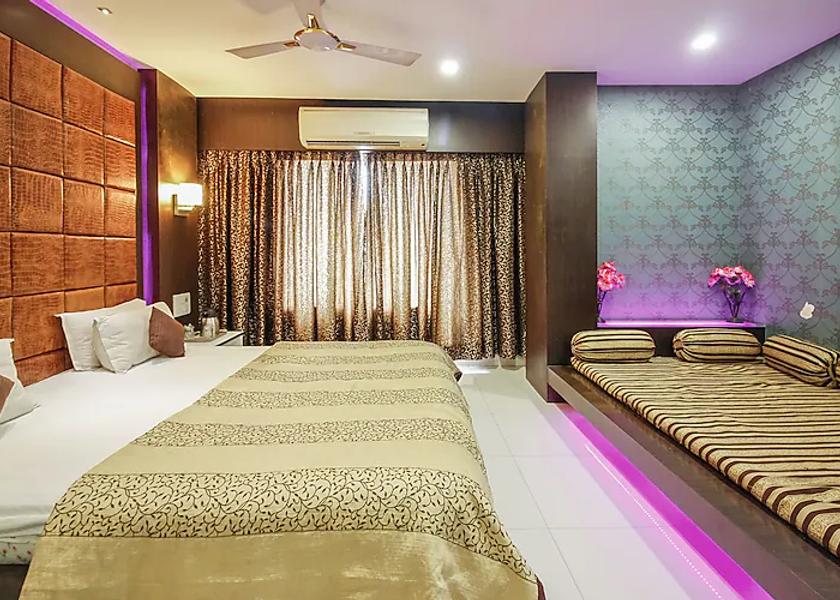 Gujarat Surat Royal Suit Room
