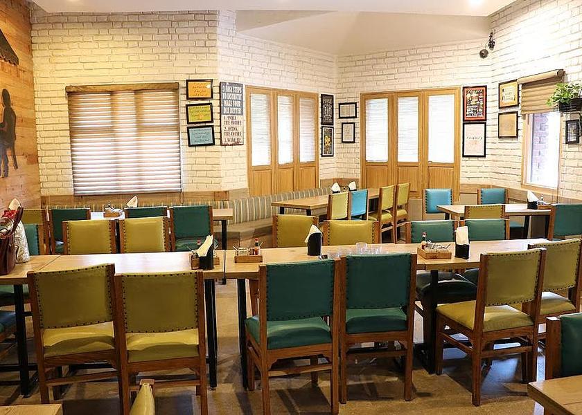 Uttar Pradesh Kanpur Food & Dining