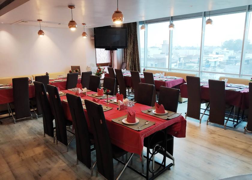 Uttar Pradesh Kanpur Food & Dining