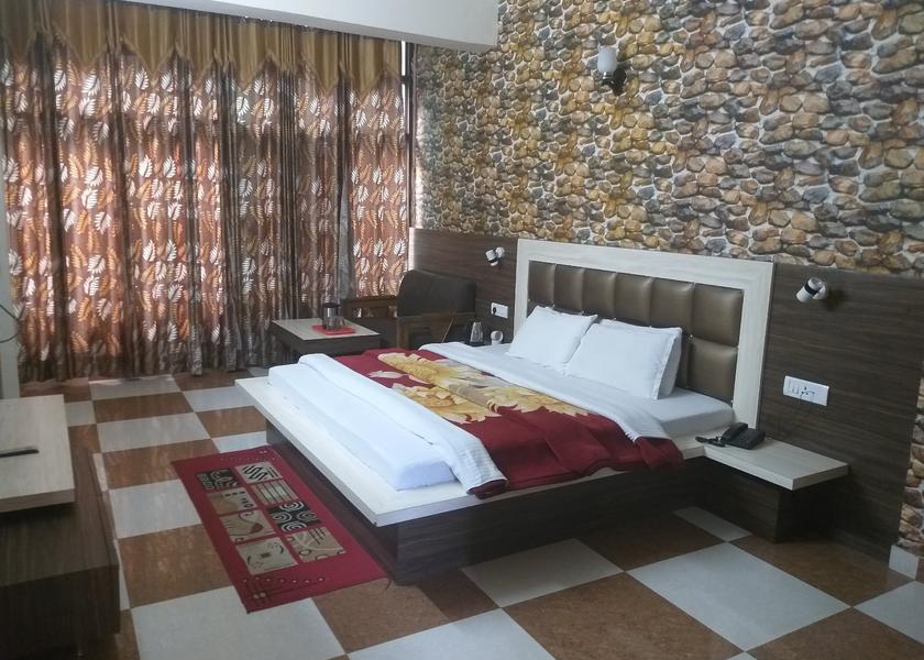 Himachal Pradesh Dalhousie Deluxe Room ( Non-View ) Pure Veg