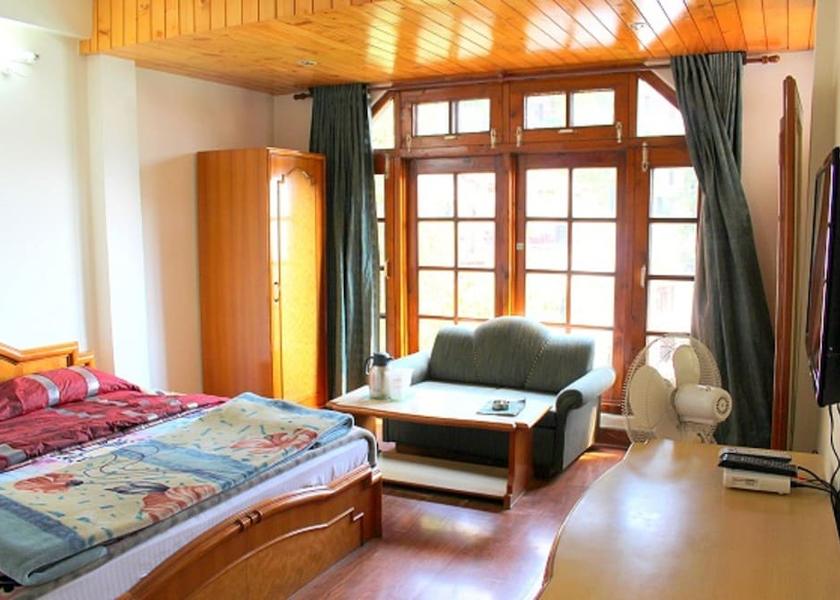 Himachal Pradesh Dalhousie Deluxe Double Room