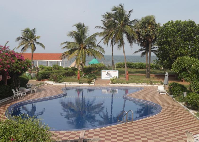 Tamil Nadu Mahabalipuram Pool