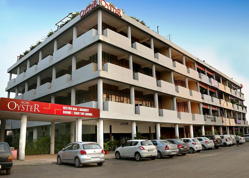 Punjab Chandigarh Hotel Exterior