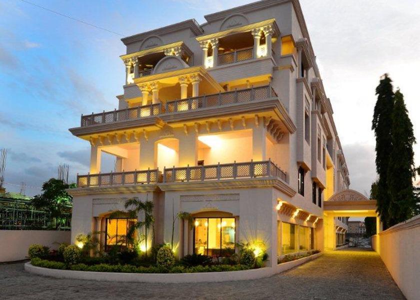 Maharashtra Shirdi Hotel Exterior