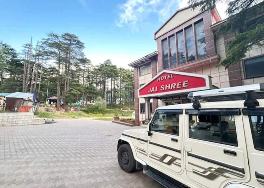 Jammu and Kashmir Patnitop Facadw