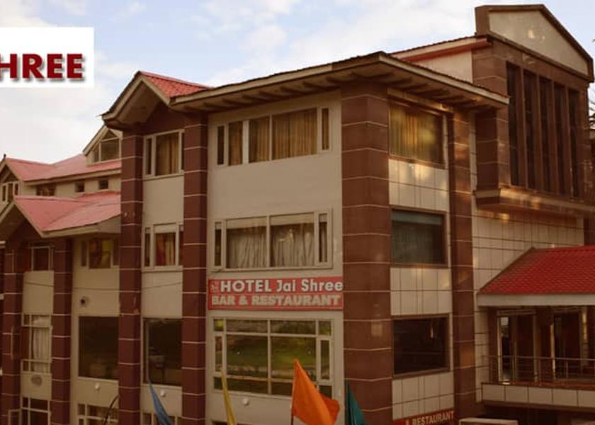 Jammu and Kashmir Patnitop hotel front