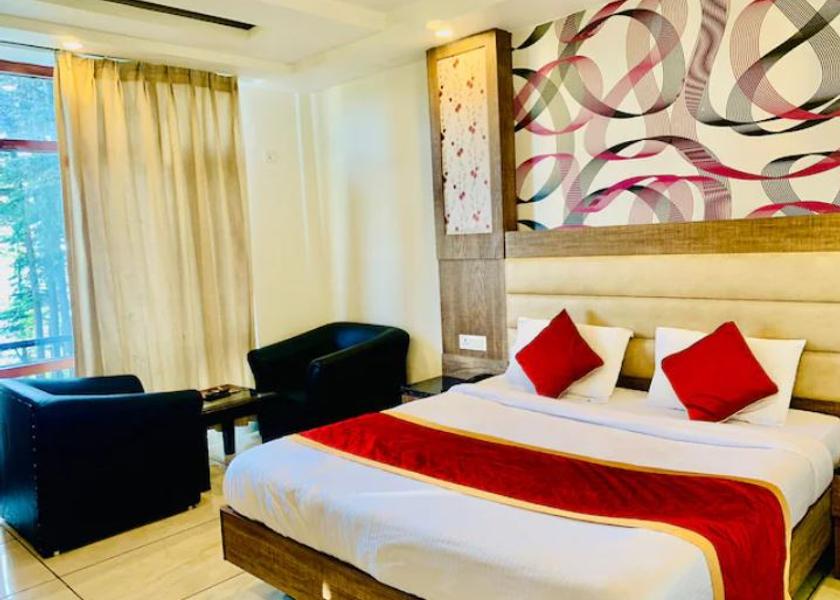 Jammu and Kashmir Patnitop Semi Deluxe Basement Hill view with Balcony