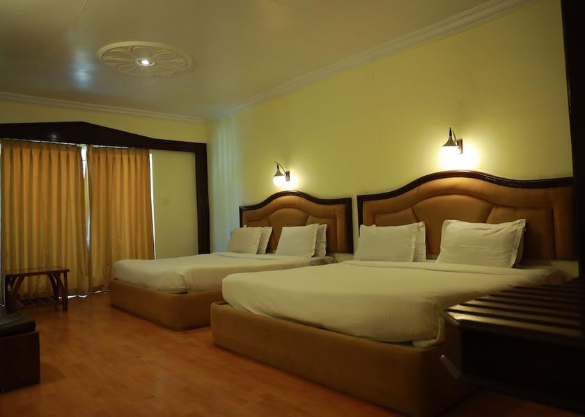Tamil Nadu Ooty Family Room