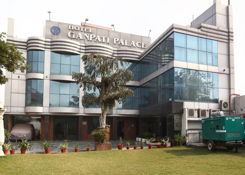 Uttar Pradesh Mathura Hotel Exterior