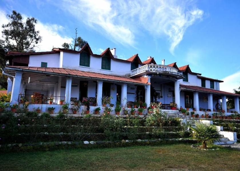 Uttarakhand Ranikhet Hotel Exterior