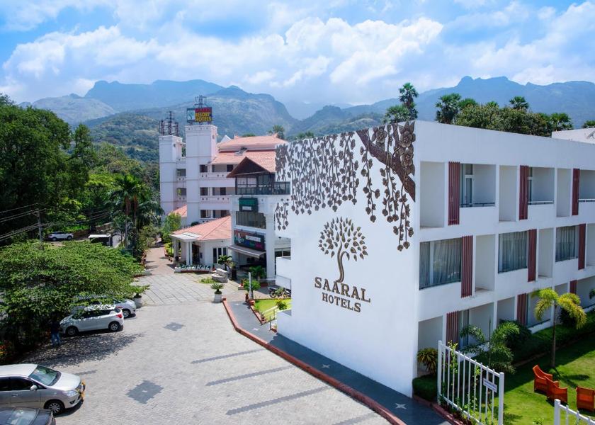 Tamil Nadu Courtrallam Hotel View
