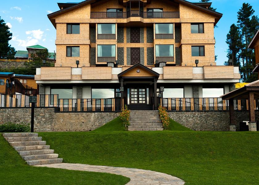 Jammu and Kashmir Gulmarg Hotel Exterior