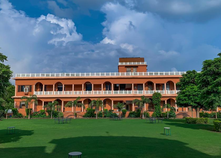 Rajasthan Alwar Swimming Pool