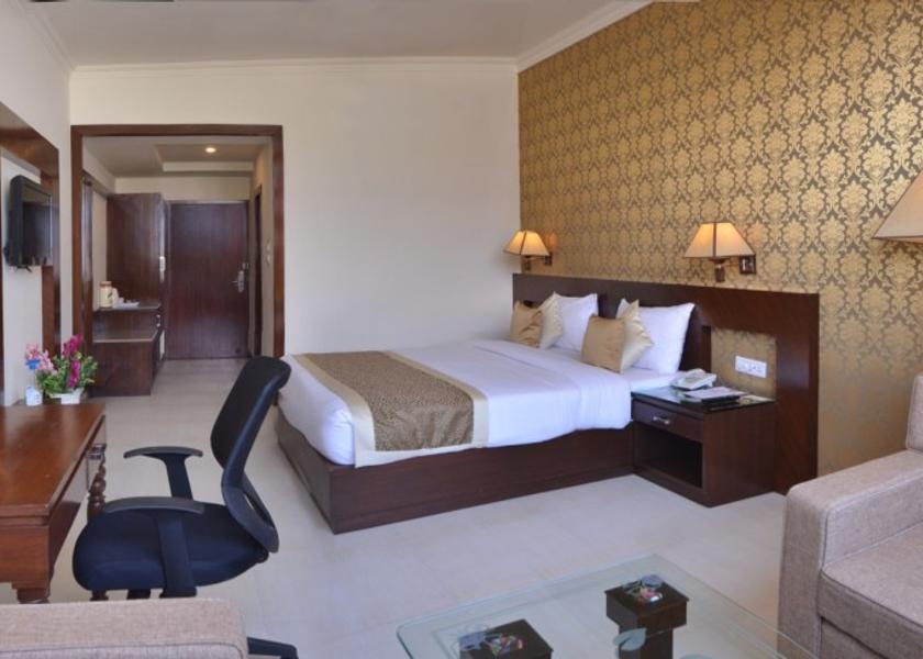 Uttarakhand Haldwani Premium Room