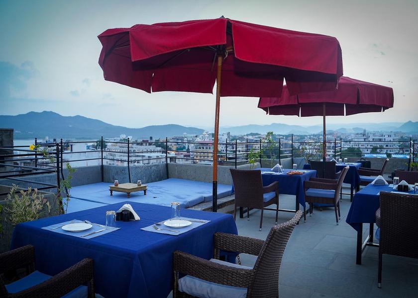 Rajasthan Udaipur Food & Dining