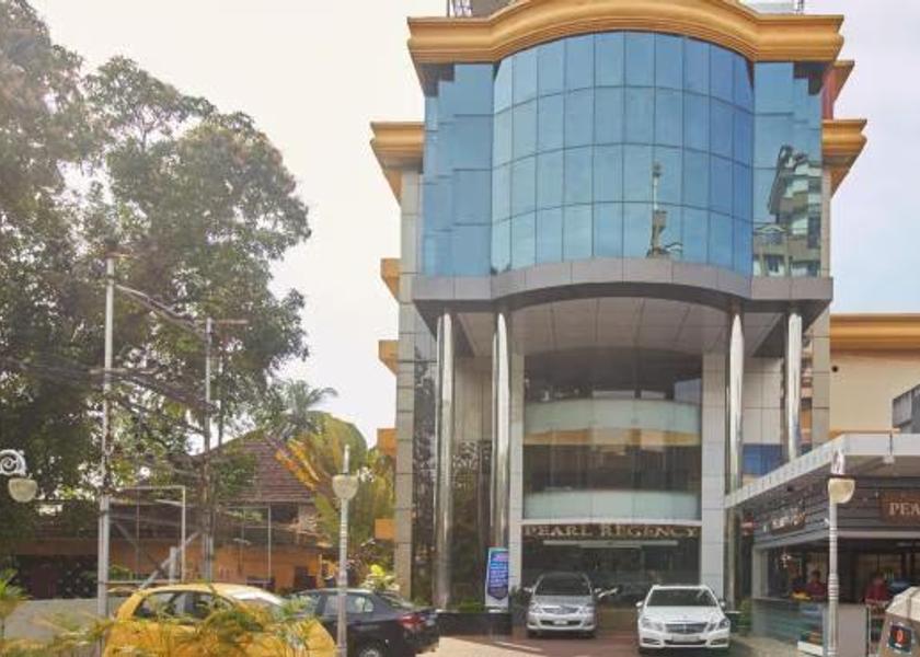 Kerala Thrissur Hotel Exterior