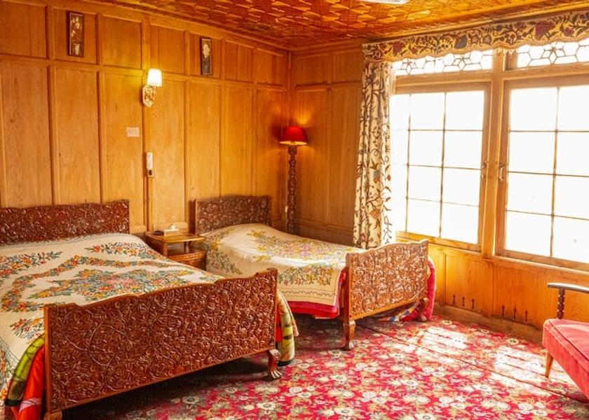 Jammu and Kashmir Srinagar Double Deluxe Room