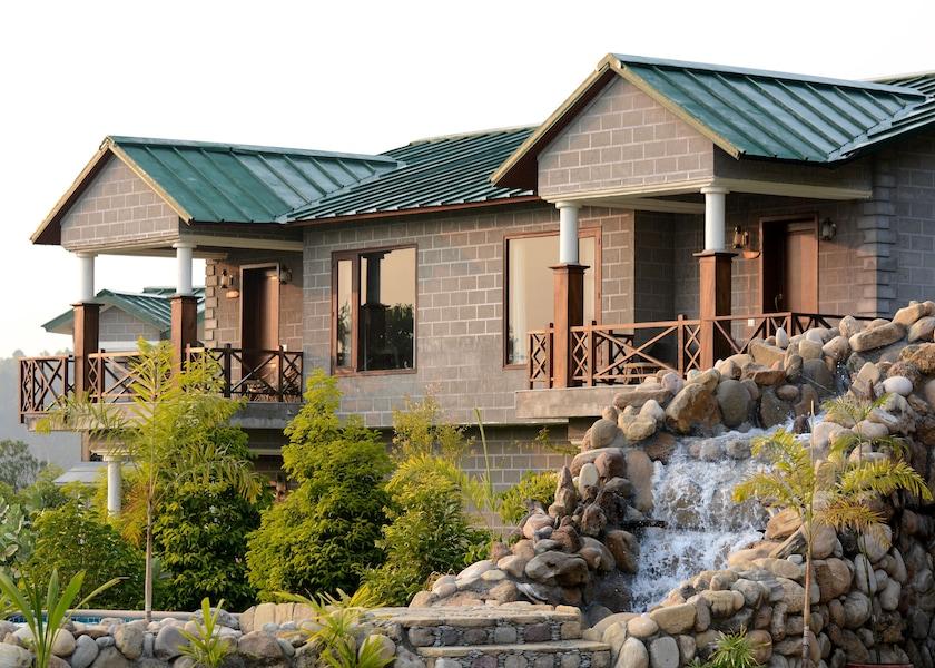 Uttarakhand Ramnagar Hotel Exterior