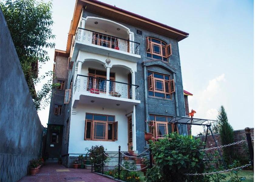Jammu and Kashmir Srinagar Exterior view