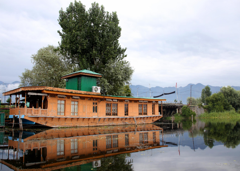 Jammu and Kashmir Srinagar Hotel View