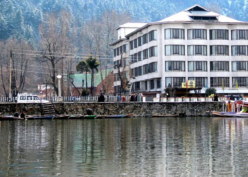 Jammu and Kashmir Srinagar Hotel Exterior