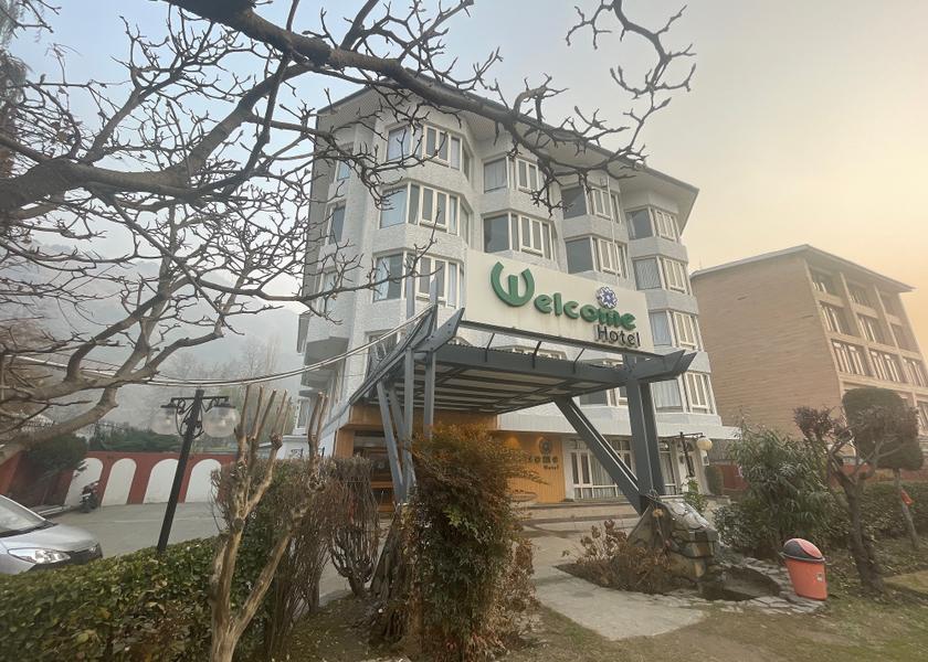 Jammu and Kashmir Srinagar Hotel Exterior