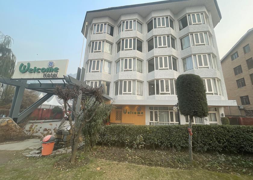 Jammu and Kashmir Srinagar Hotel Exterior